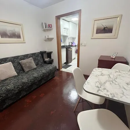 Aparthotel Flat Com Camareira No Coracao De Poa